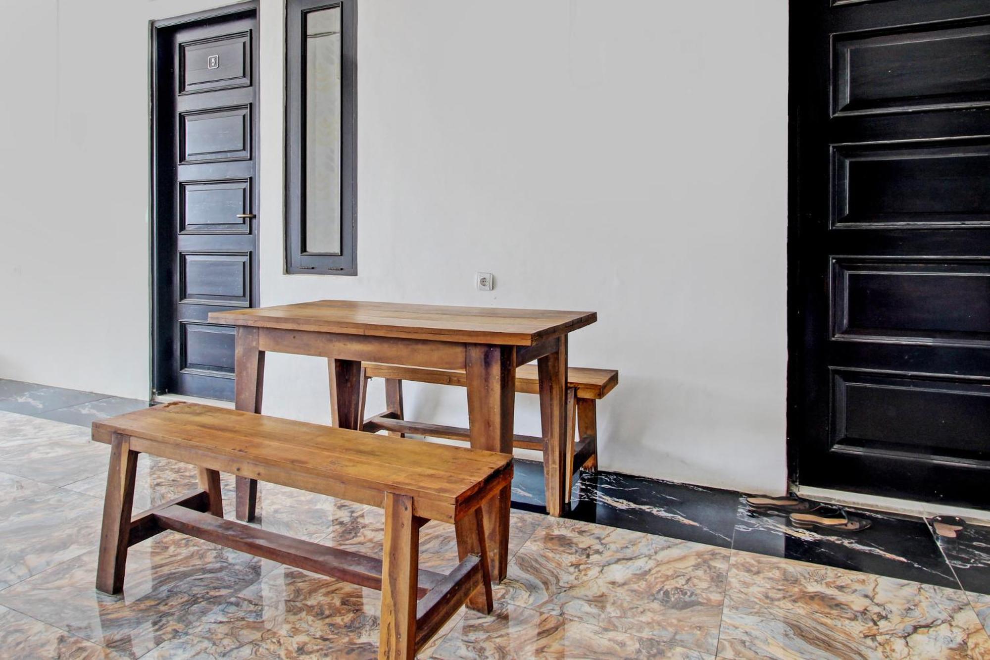 Hotel O Purwokerto Near Taman Andhang Pangrenan Formerly Harvest Inn מראה חיצוני תמונה